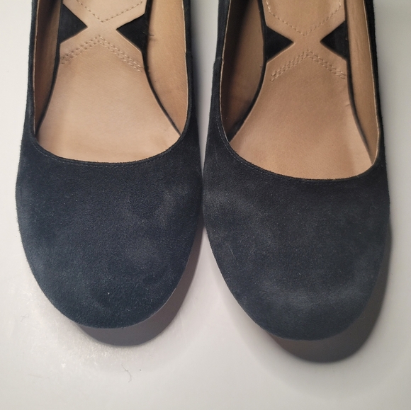 Adrienne Vittadini Block heels Size 8½M - Picture 3 of 6